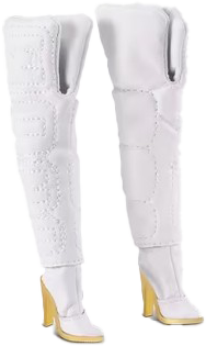 Boots, white quilted